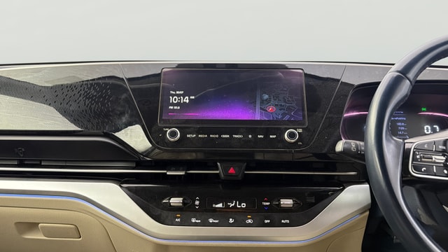 View Kia Carens Image 33 Used Kia Carens Image 33