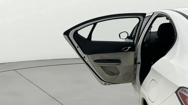 View Tata Tigor Image 22 Used Tata Tigor Image 22
