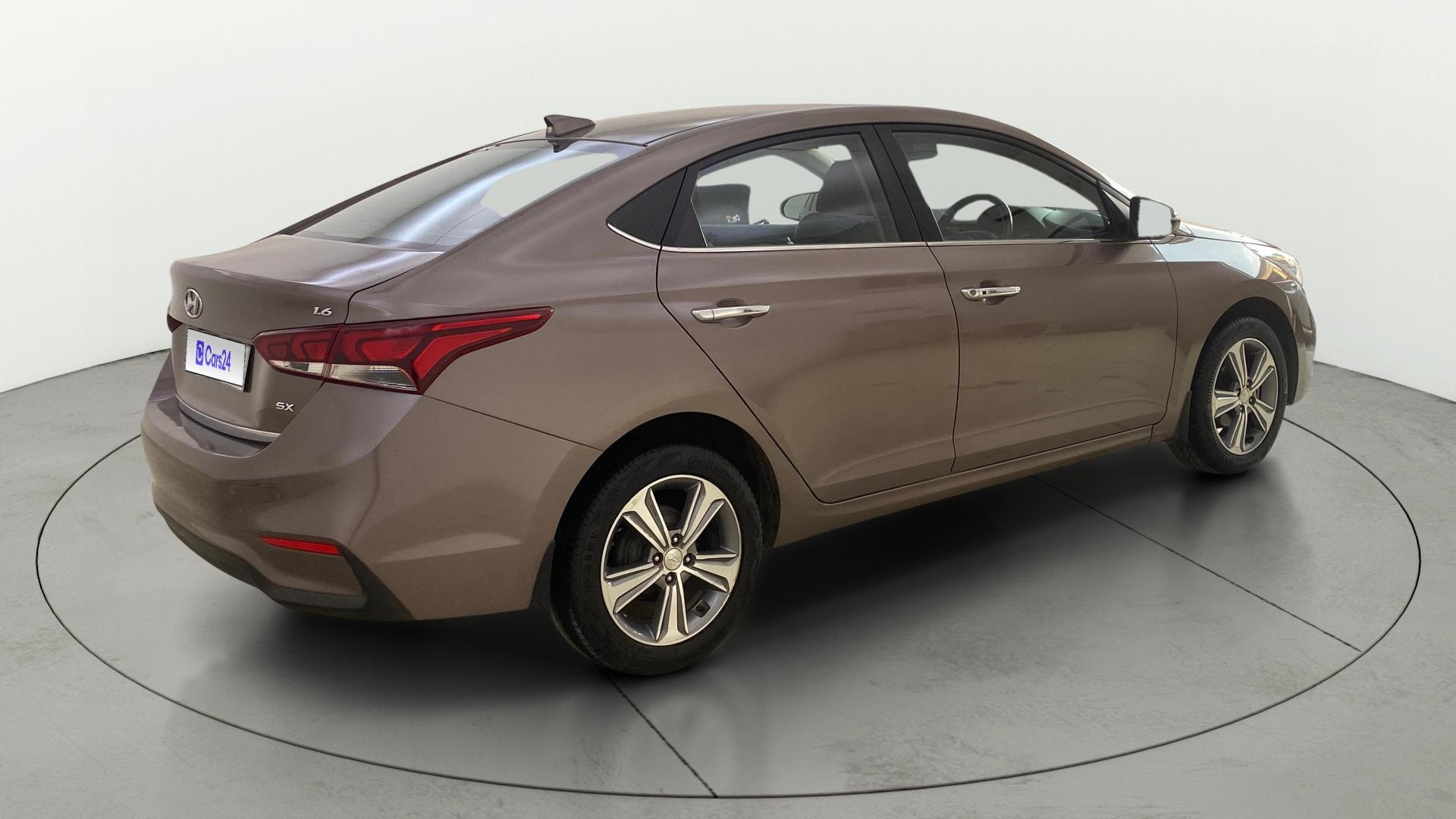 View 2017 Hyundai Verna 1.6 VTVT SX (O) Image 45 Used 2017 Hyundai Verna 1.6 VTVT SX (O) Image 45