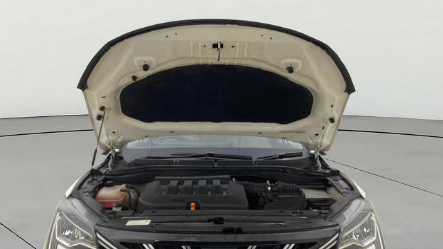 View Mahindra XUV700 Image 21 Used Mahindra XUV700 Image 21