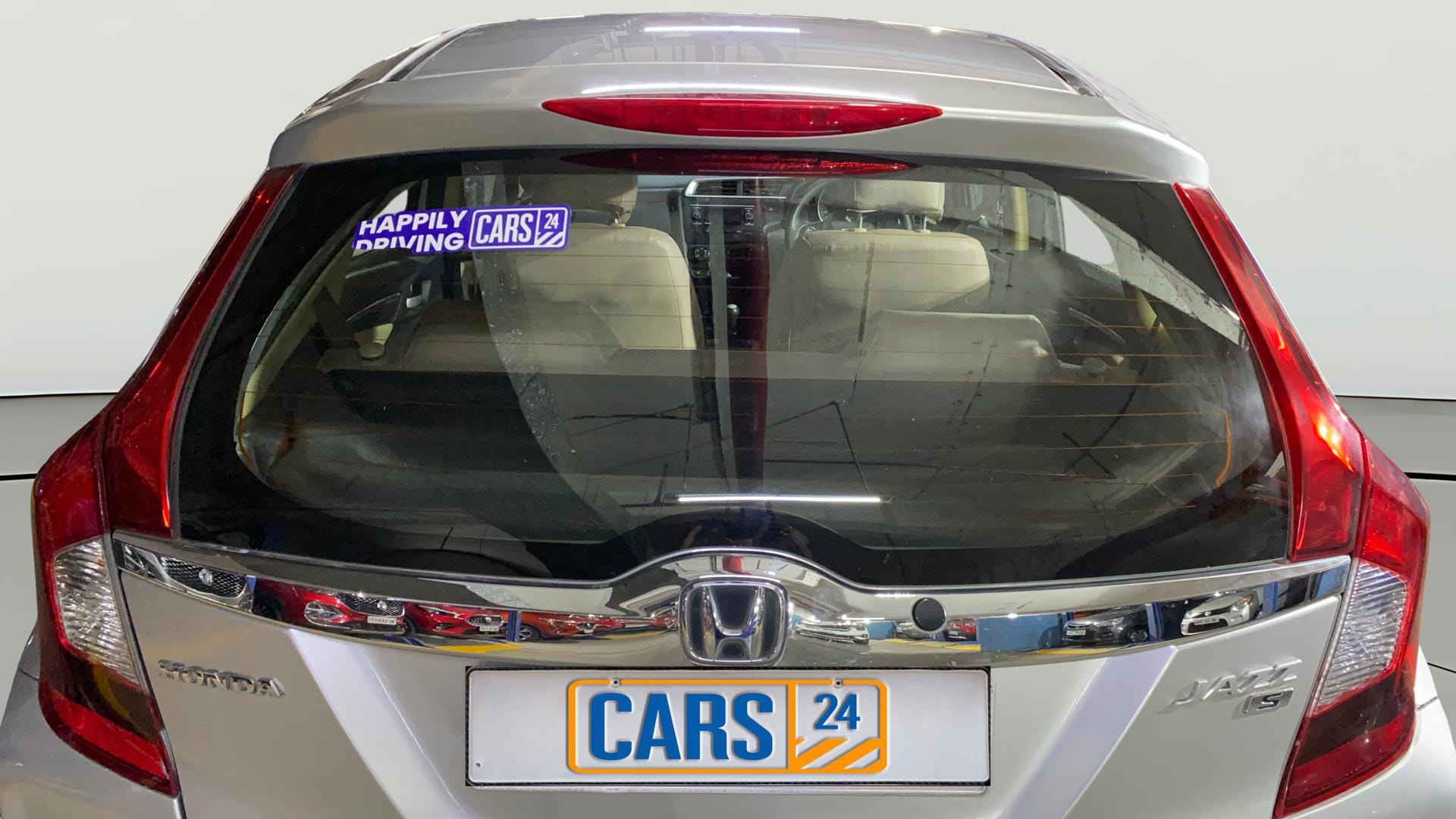 View 2017 Honda Jazz E MT Diesel Image 4 Used 2017 Honda Jazz E MT Diesel Image 4