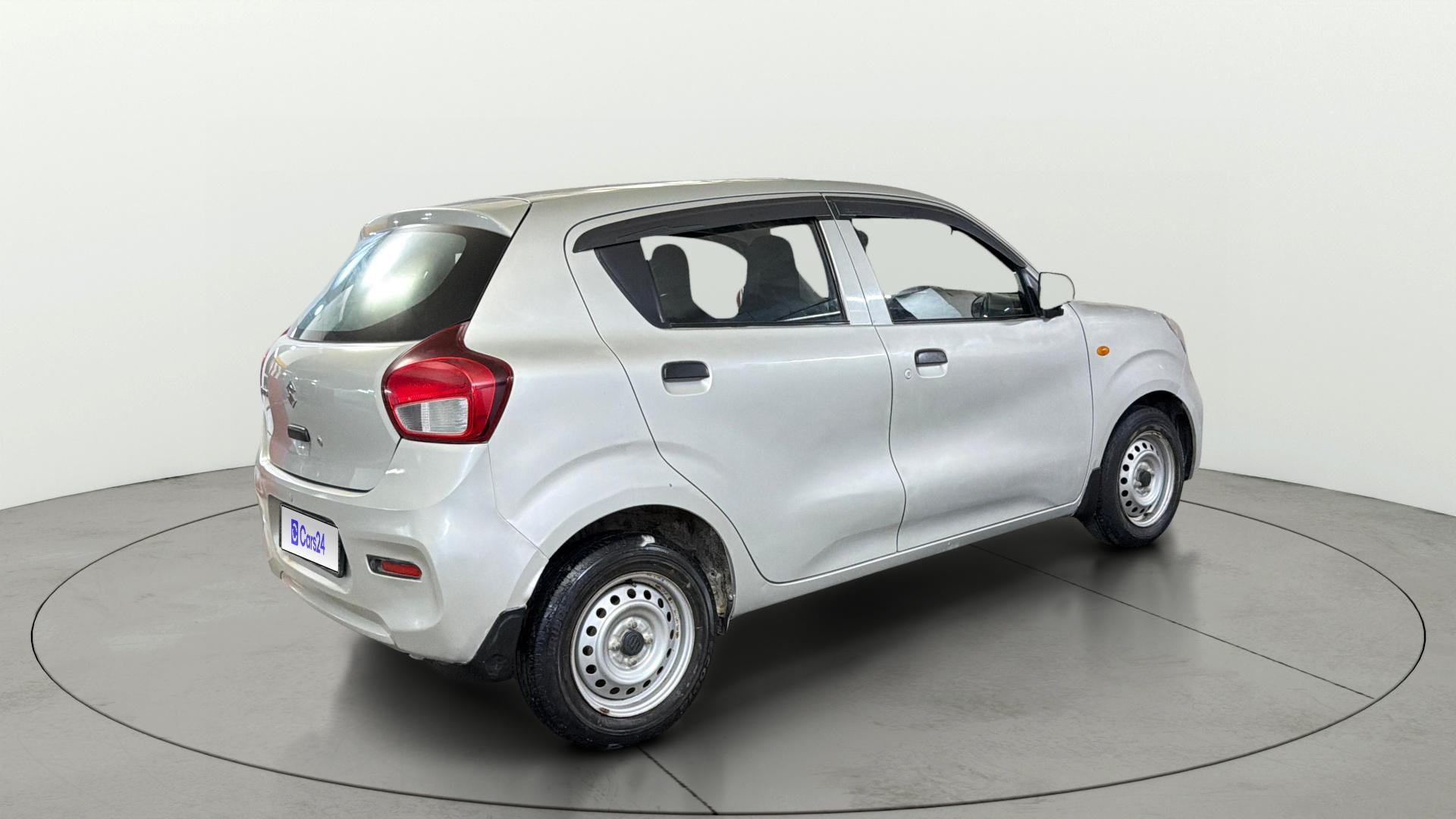 View 2022 Maruti Suzuki 1000 Base Variant Image 41 Used 2022 Maruti Suzuki 1000 Base Variant Image 41