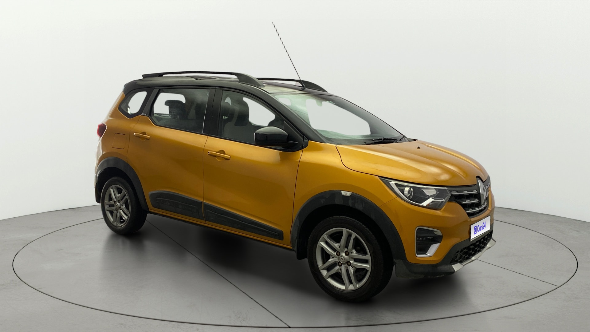 View 2021 Renault Triber RXZ AMT Image 38 Used 2021 Renault Triber RXZ AMT Image 38