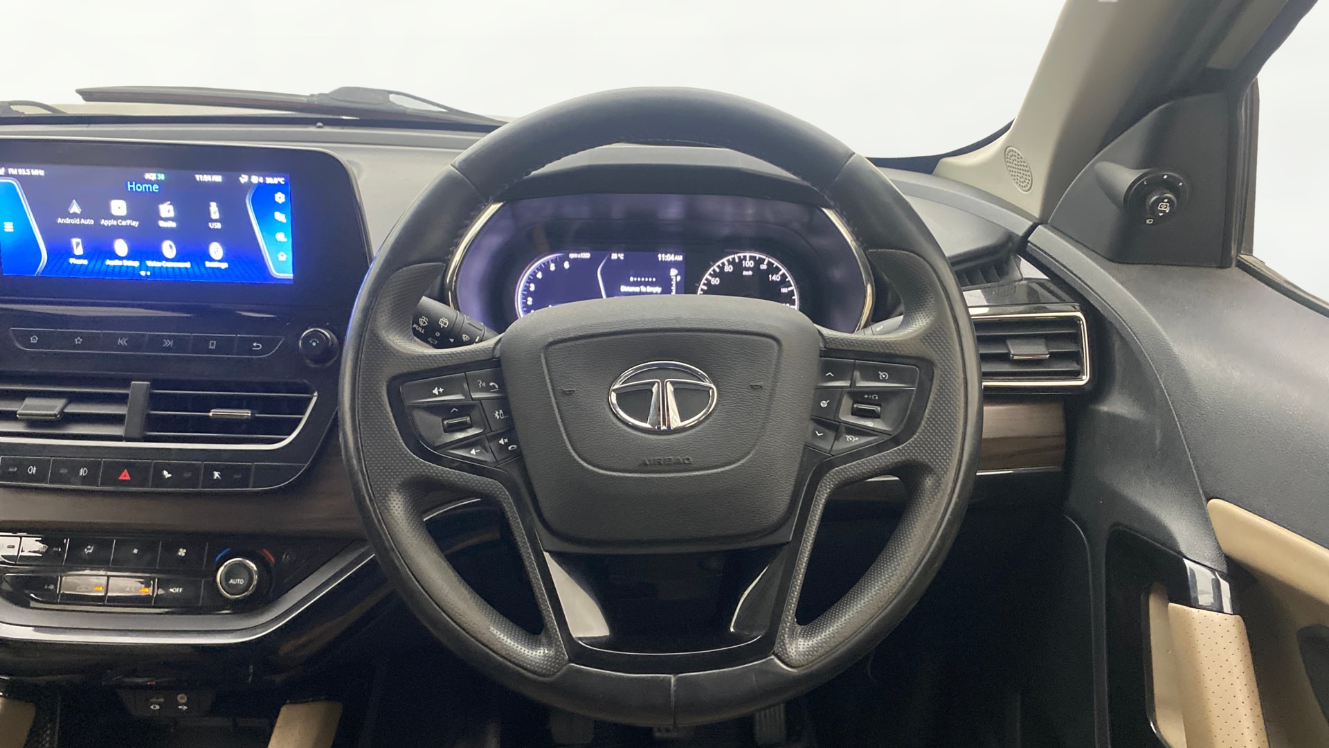 Used 2022 Tata Safari Used 2022 Tata Safari