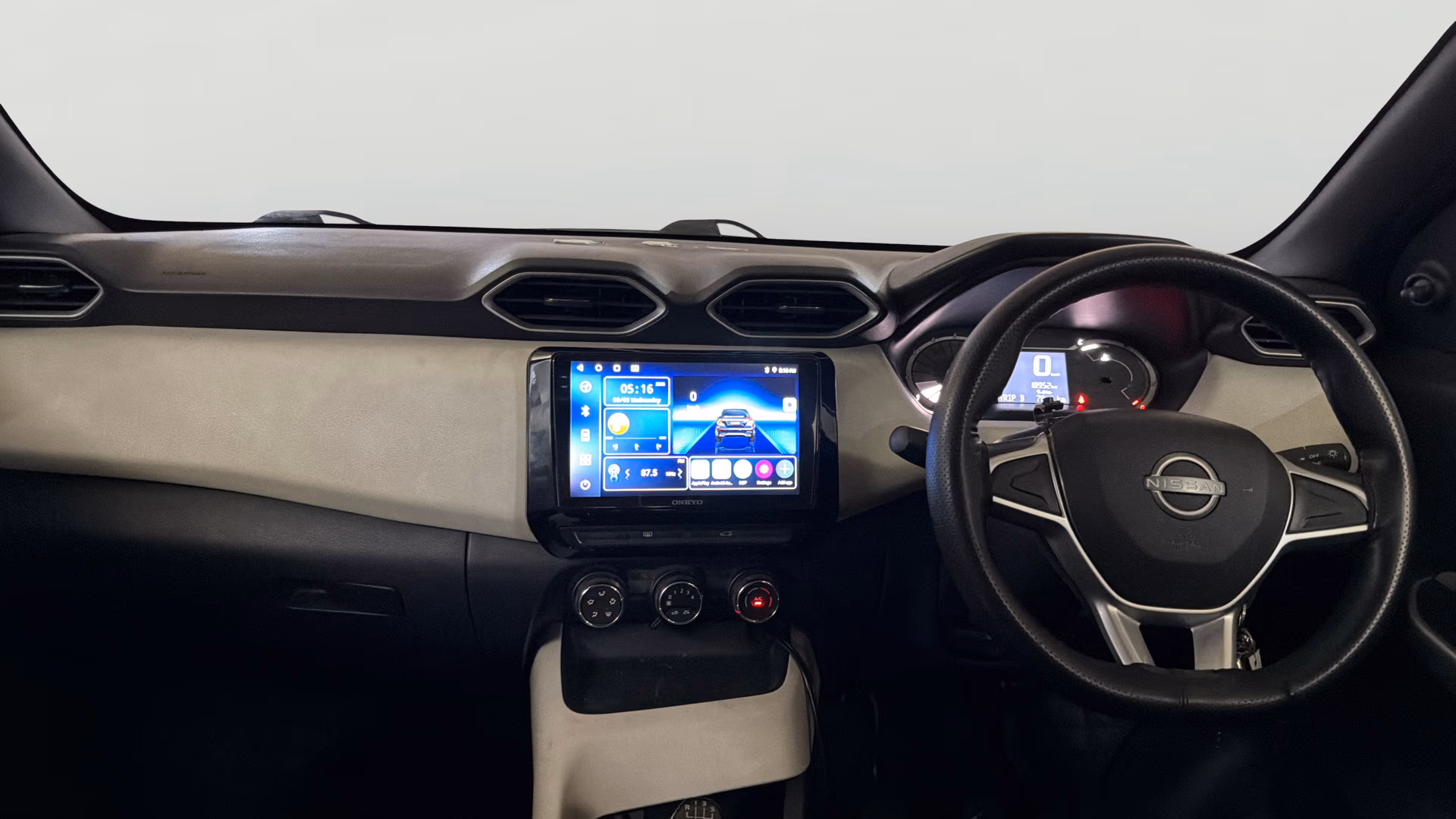 View 2022 Nissan Magnite XE Image 17 Used 2022 Nissan Magnite XE Image 17