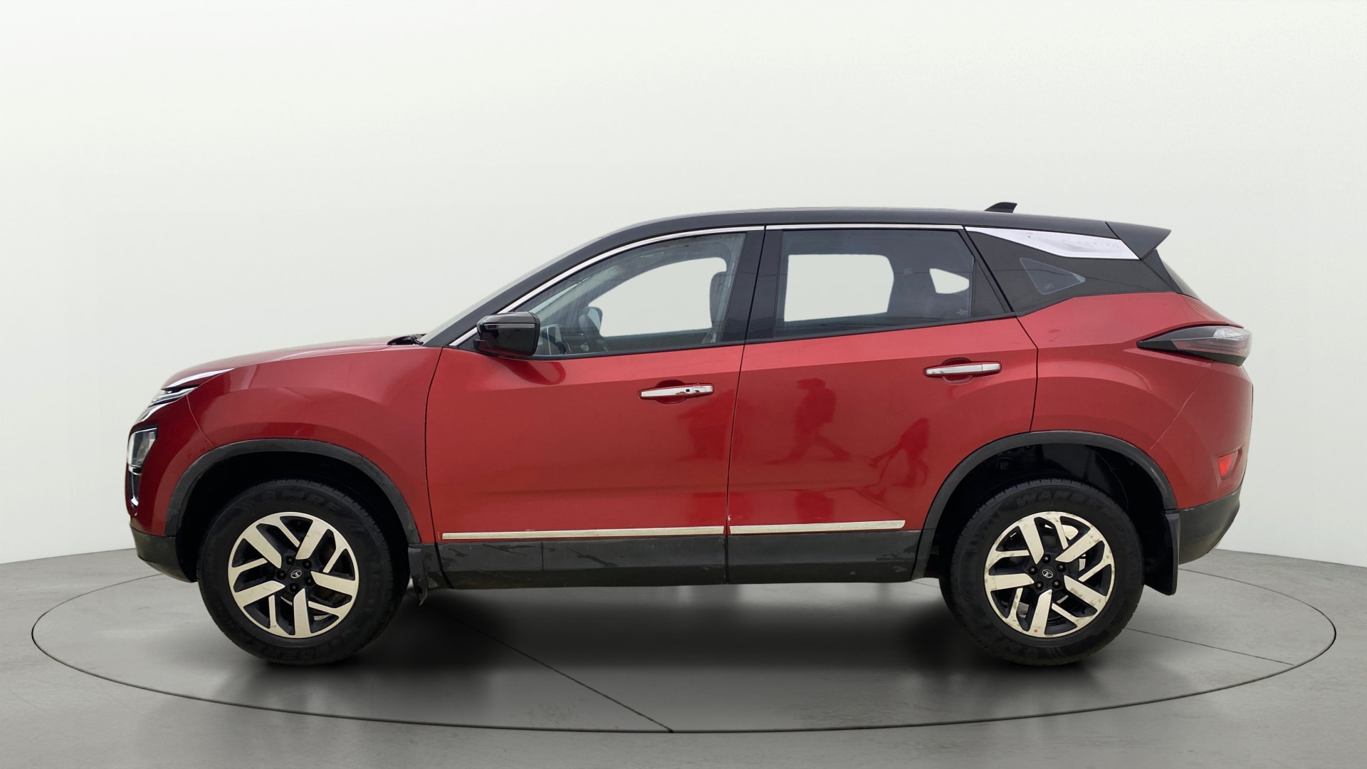 View 2022 Tata Harrier XE Image 27 Used 2022 Tata Harrier XE Image 27