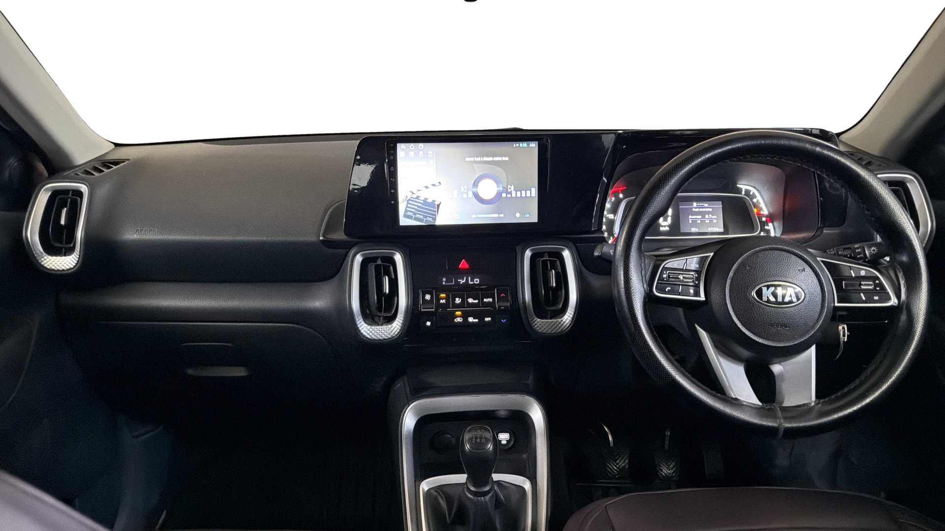 View 2020 Kia Sonet HTK Plus Petrol Image 15 Used 2020 Kia Sonet HTK Plus Petrol Image 15