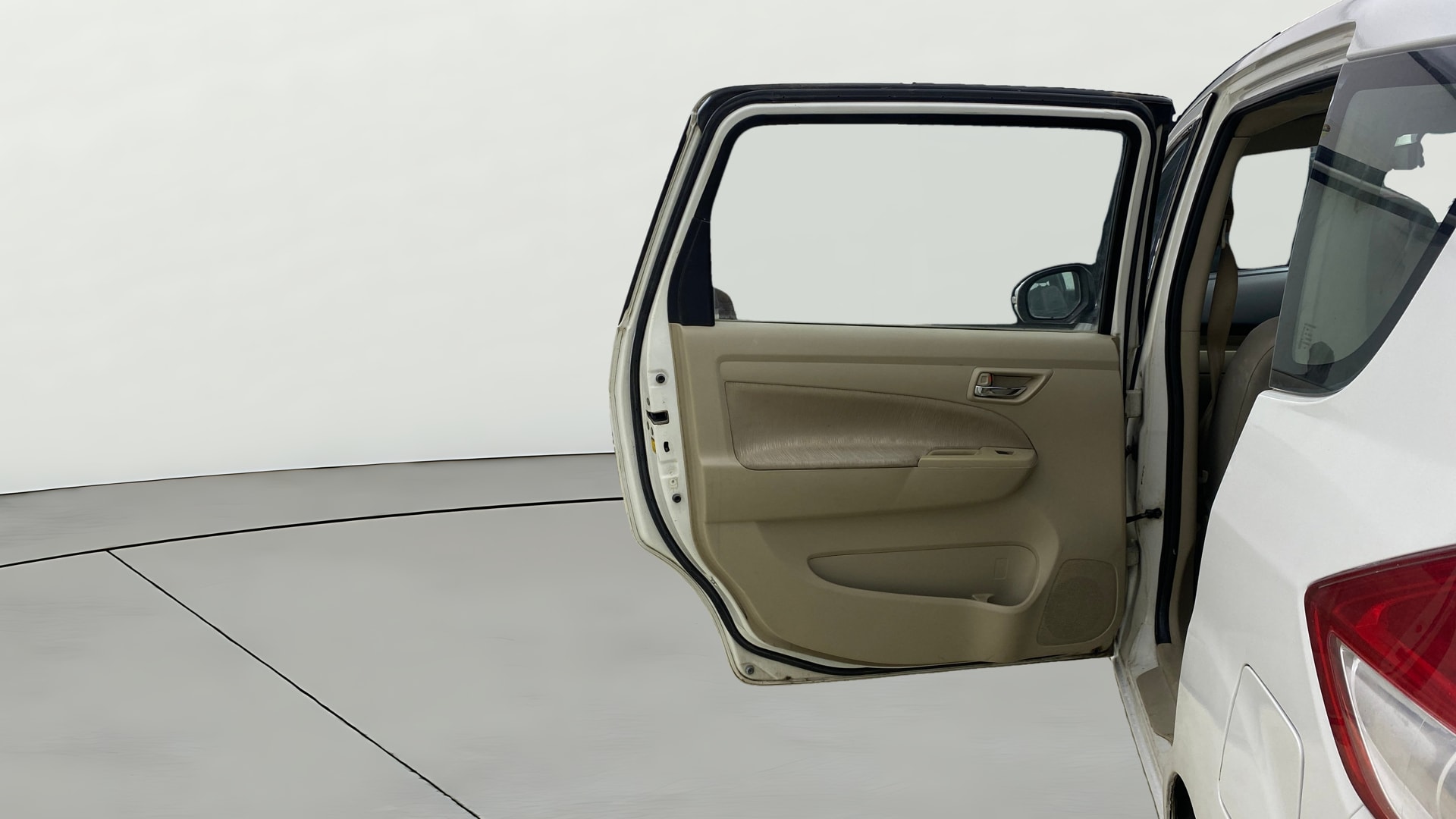 View 2014 Maruti Suzuki 1000 Base Variant Image 23 Used 2014 Maruti Suzuki 1000 Base Variant Image 23