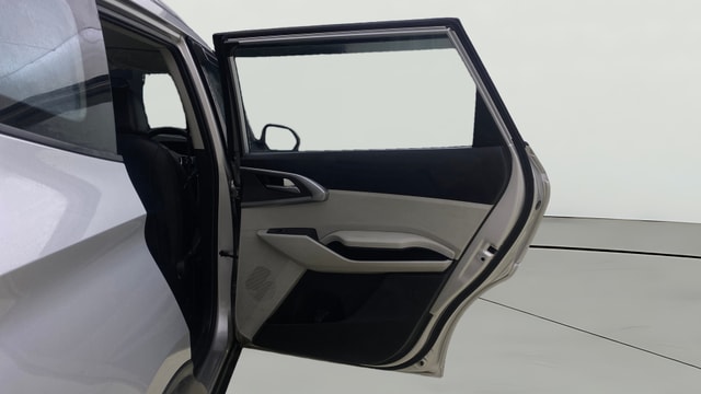 View Kia Carens Image 7 Used Kia Carens Image 7