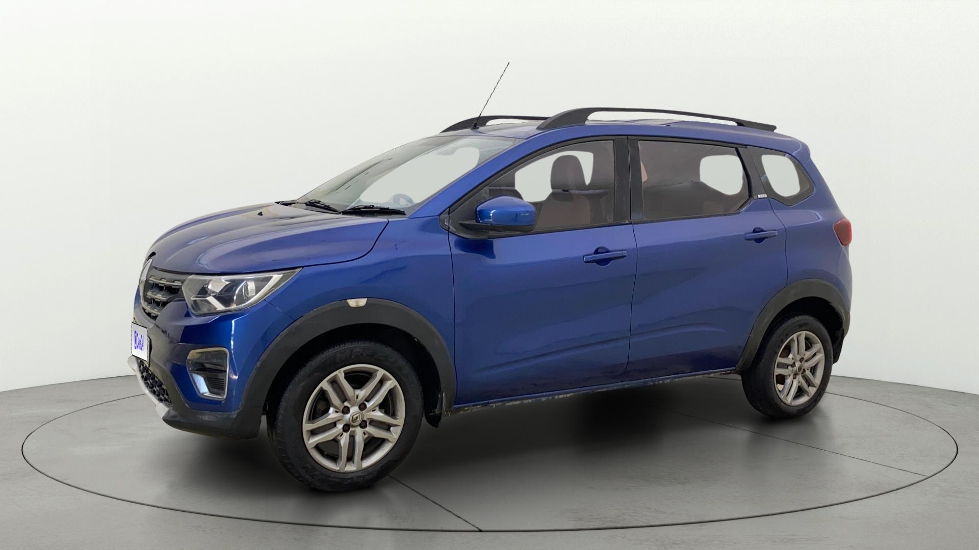 View 2020 Renault Triber RXZ Image 36 Used 2020 Renault Triber RXZ Image 36