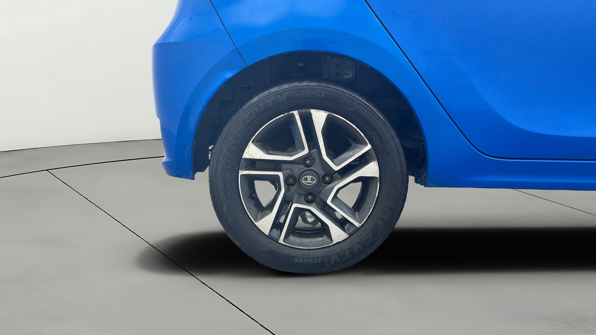 View 2020 Tata Tiago Revotorq XB Image 33 Used 2020 Tata Tiago Revotorq XB Image 33