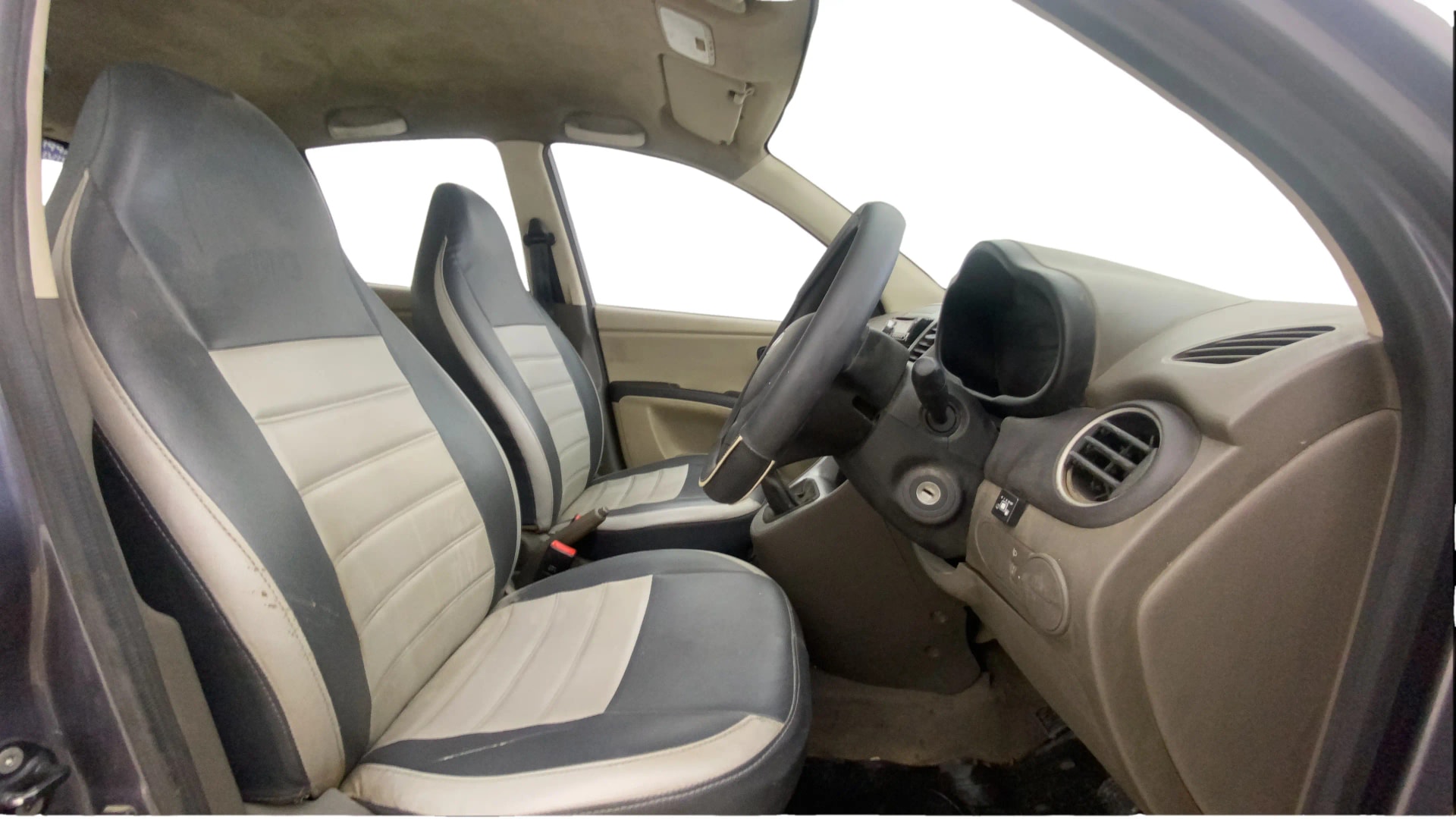 View 2014 Hyundai i10 1.1 Magna Image 16 Used 2014 Hyundai i10 1.1 Magna Image 16