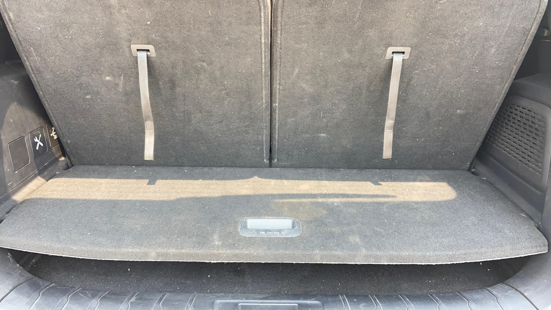 View 2019 Mahindra Alturas G4 4WD AT Image 43 Used 2019 Mahindra Alturas G4 4WD AT Image 43