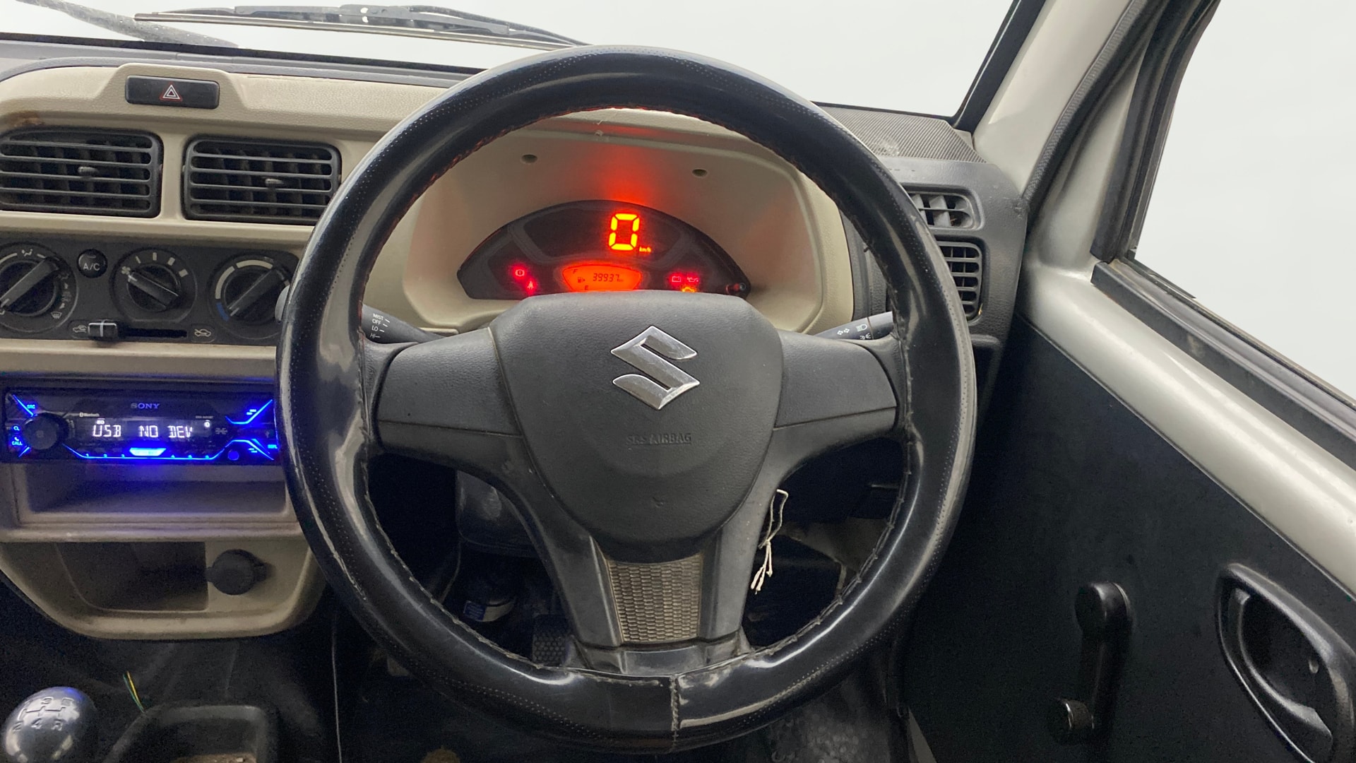 View 2023 Maruti Suzuki 1000 Base Variant Image 21 Used 2023 Maruti Suzuki 1000 Base Variant Image 21