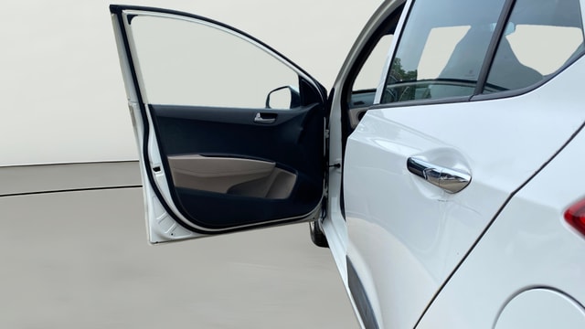 View Hyundai Grand i10 Image 36 Used Hyundai Grand i10 Image 36