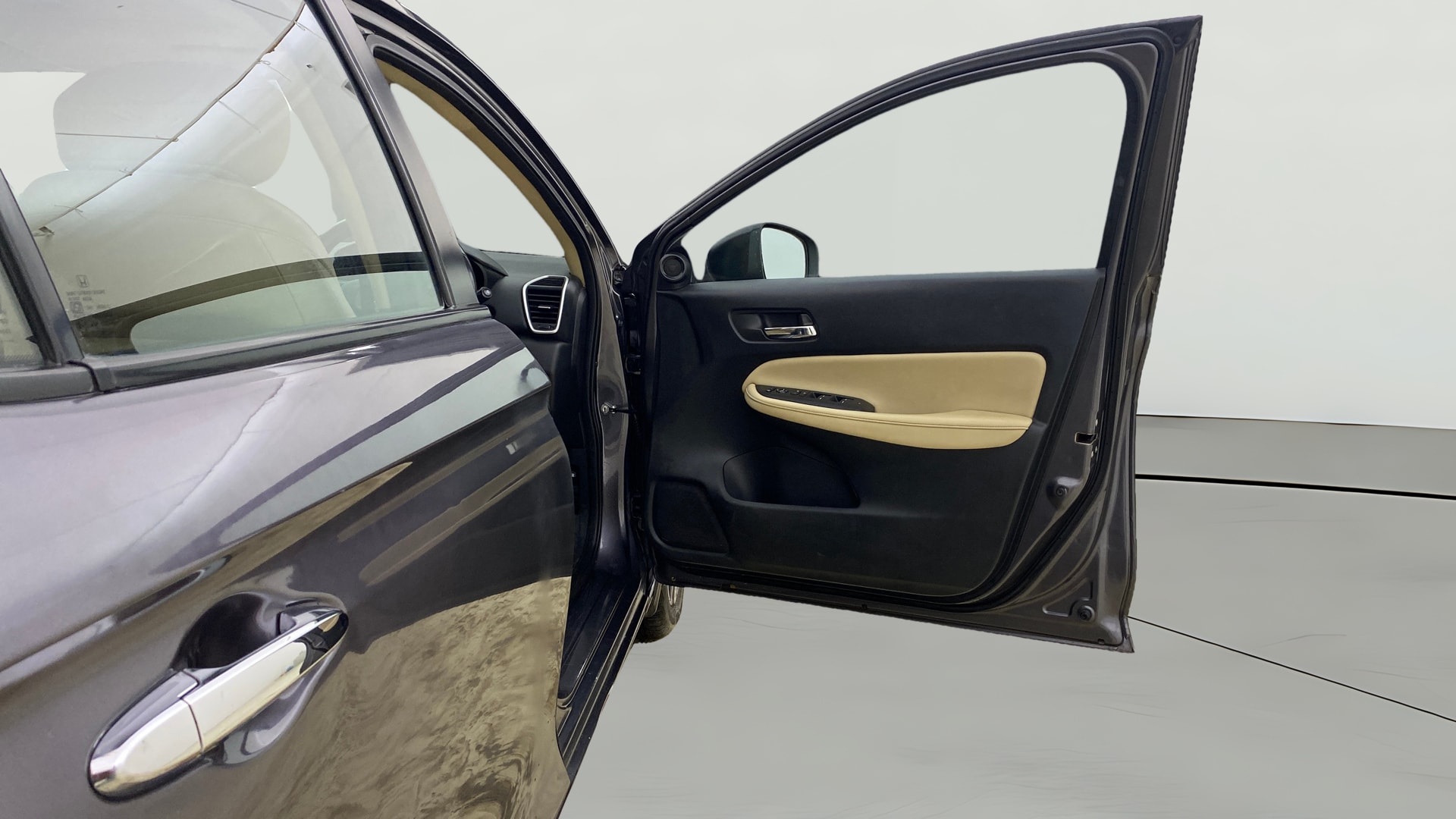 View 2021 Honda City ZX CVT Image 47 Used 2021 Honda City ZX CVT Image 47