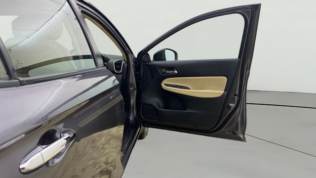 View Honda City ZX Image 47 Used Honda City ZX Image 47