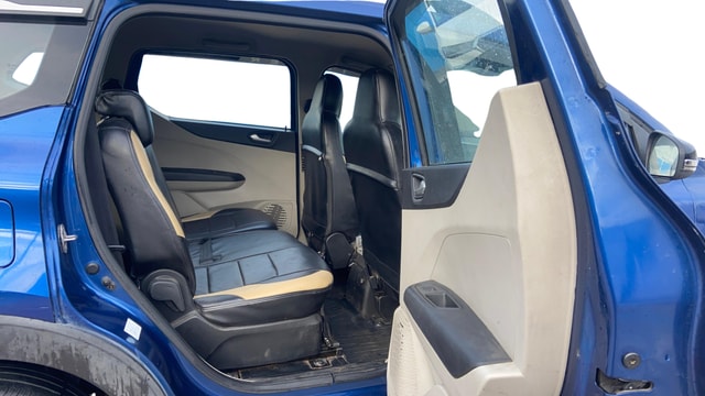 View Renault Triber Image 30 Used Renault Triber Image 30