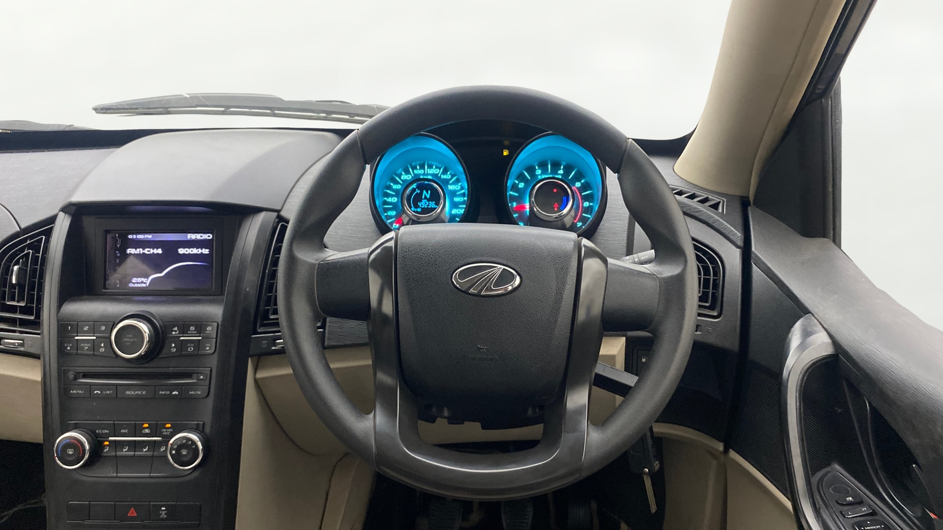 Used 2016 Mahindra XUV500 Used 2016 Mahindra XUV500