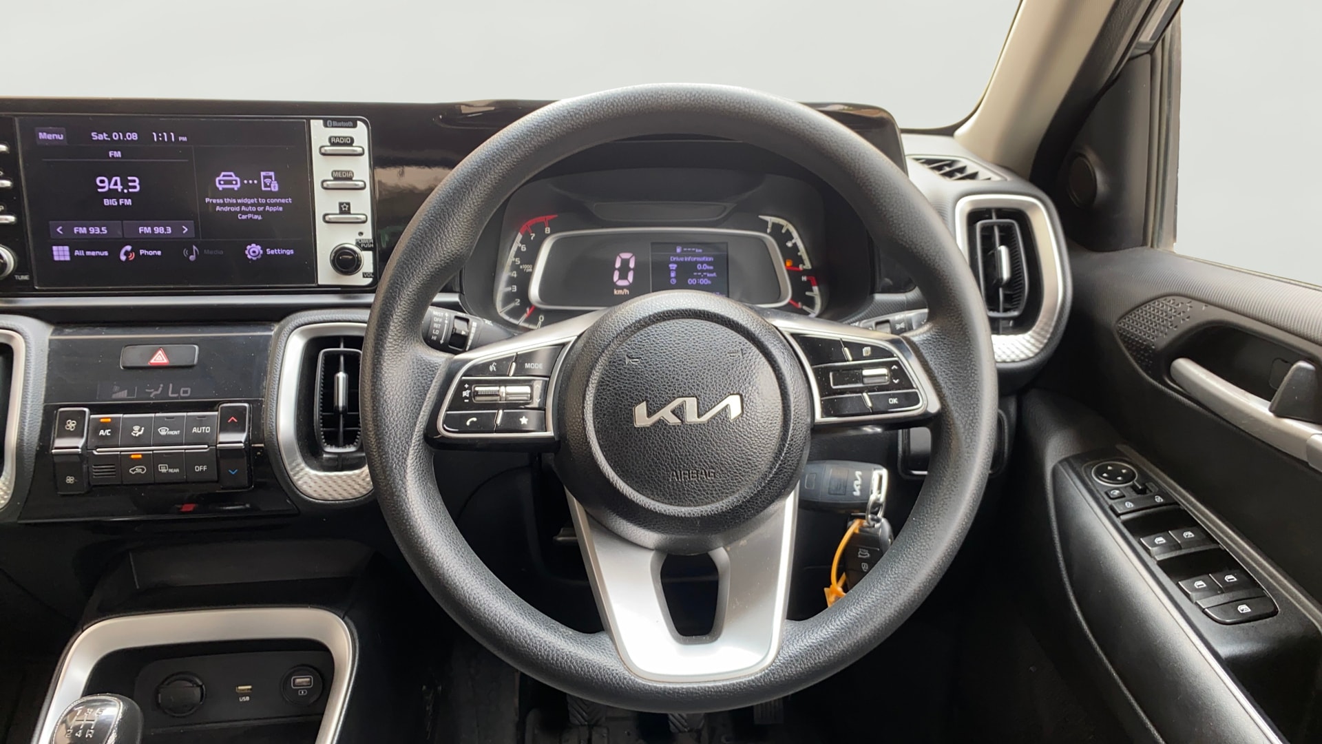 View 2022 Kia Sonet HTK Plus Petrol Image 13 Used 2022 Kia Sonet HTK Plus Petrol Image 13