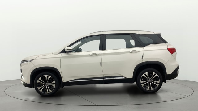 View MG Hector Image 27 Used MG Hector Image 27