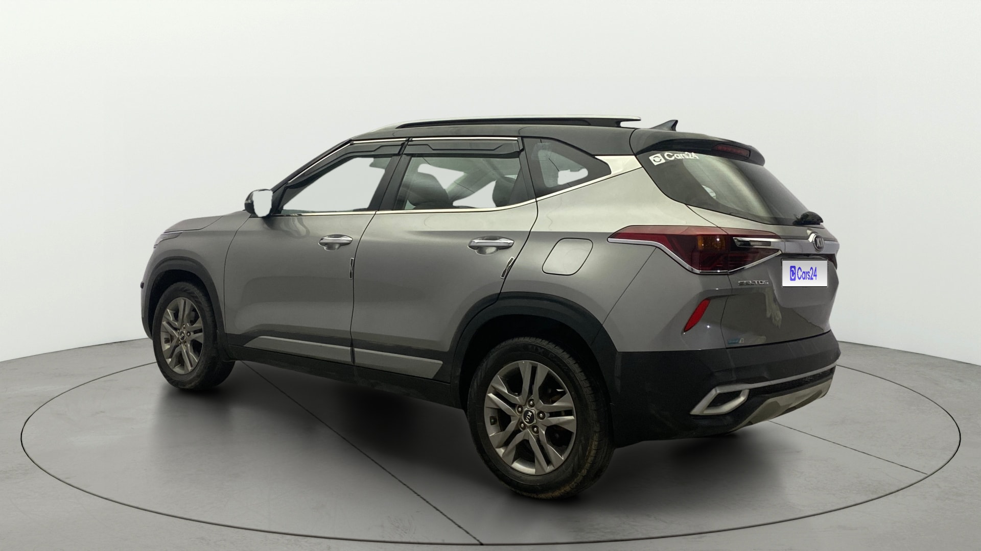 View 2019 Kia Seltos HTX Diesel Image 2 Used 2019 Kia Seltos HTX Diesel Image 2