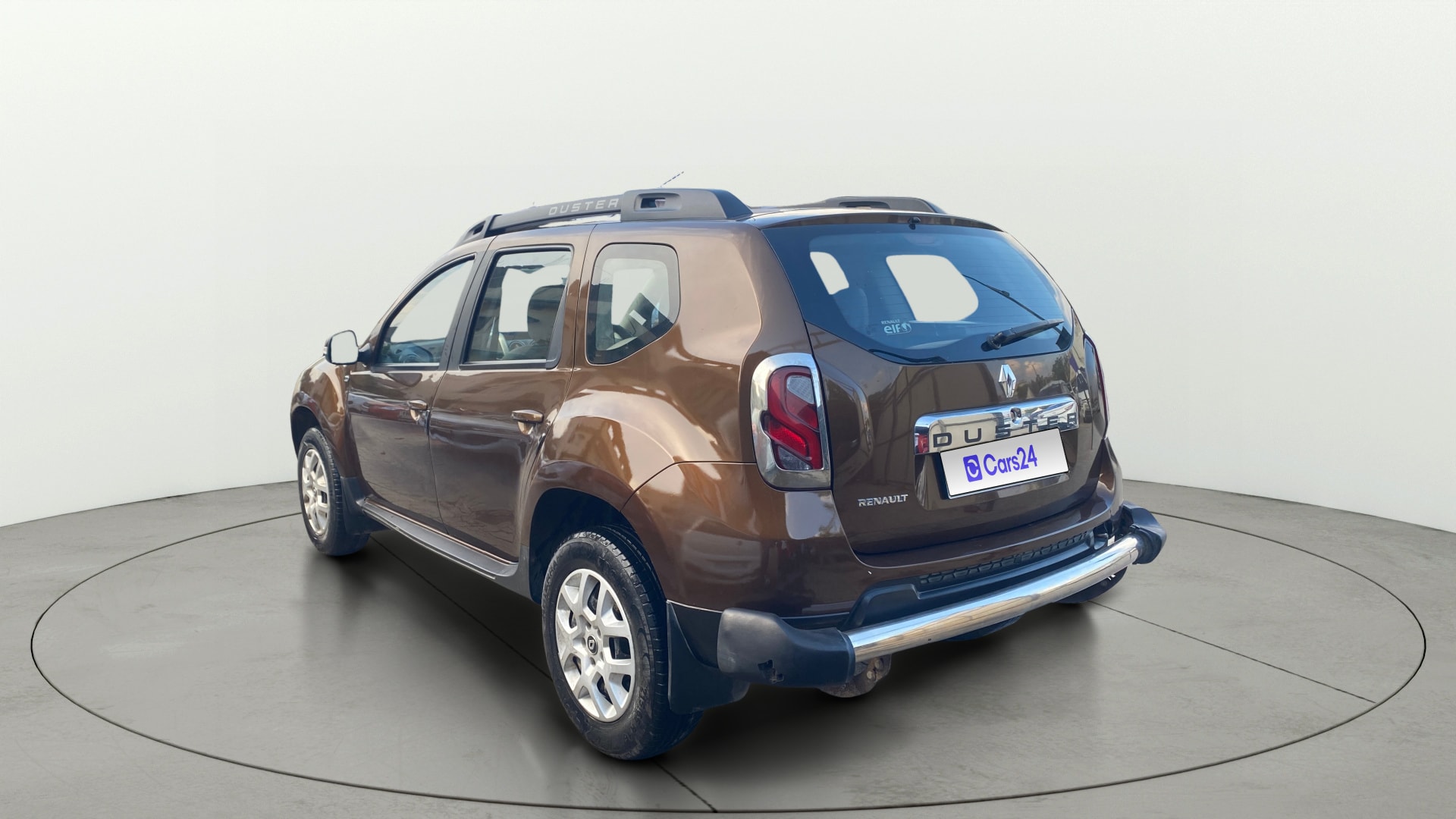 View 2017 Renault Duster Petrol RXL Image 2 Used 2017 Renault Duster Petrol RXL Image 2