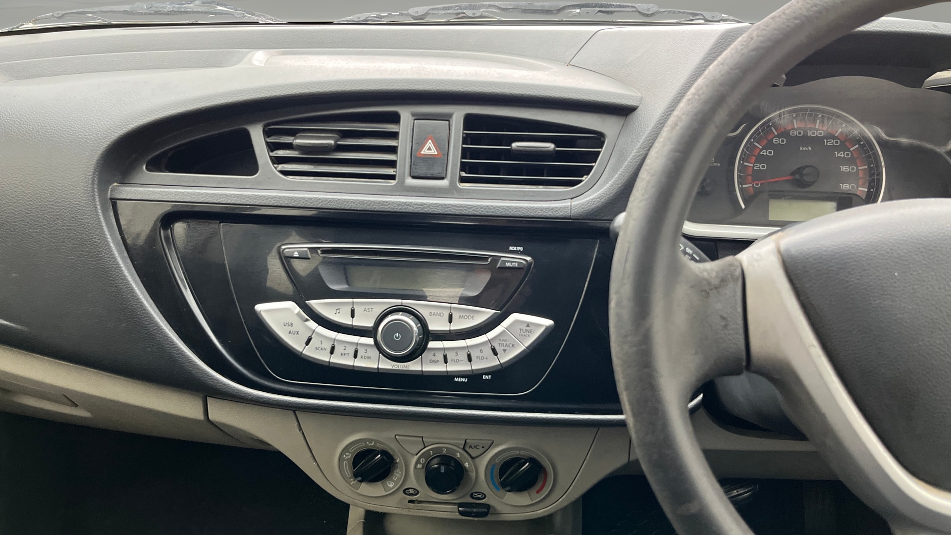 Used 2016 Maruti Suzuki Alto K10 Used 2016 Maruti Suzuki Alto K10