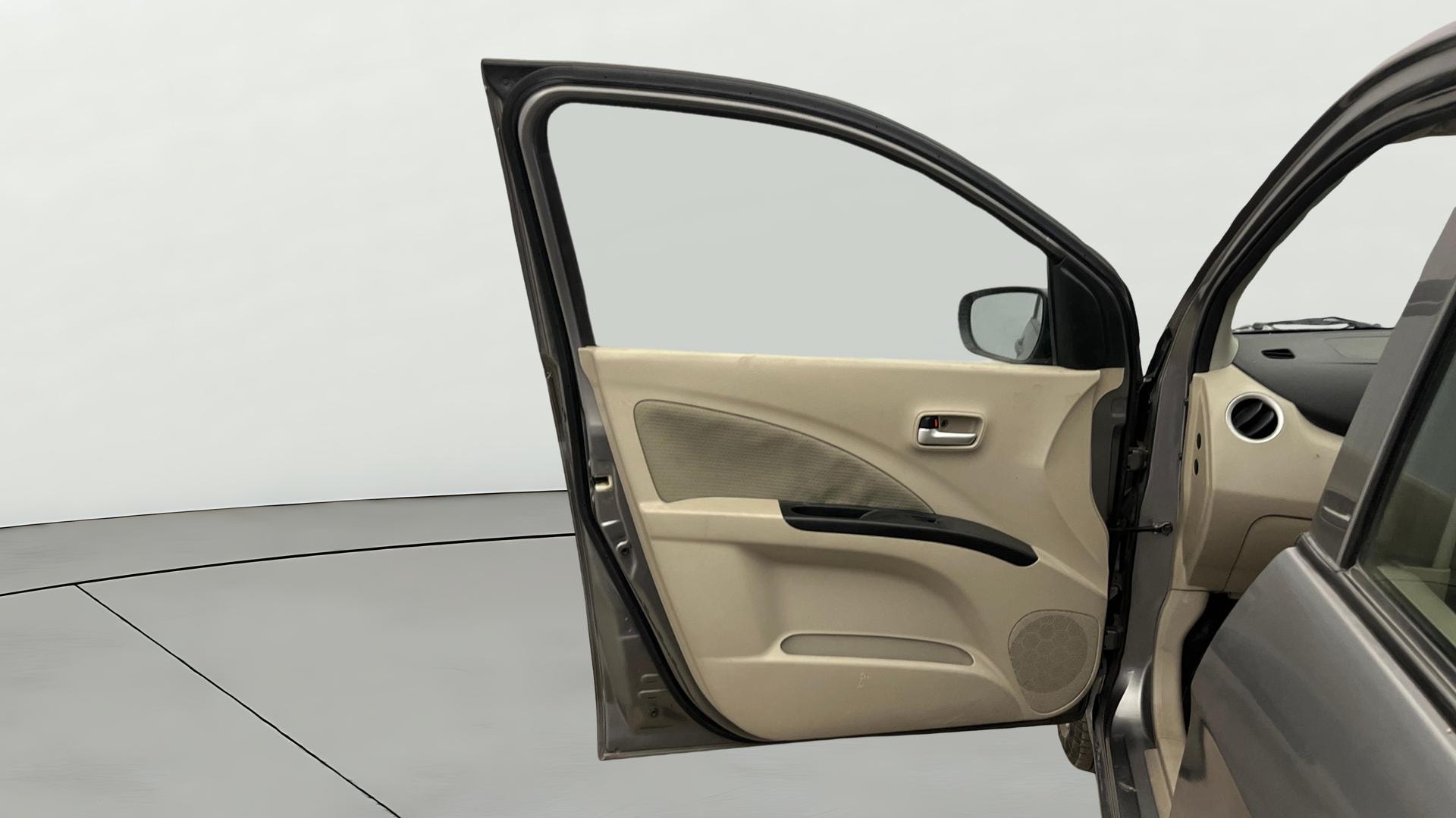 View 2018 Maruti Suzuki 1000 Base Variant Image 36 Used 2018 Maruti Suzuki 1000 Base Variant Image 36