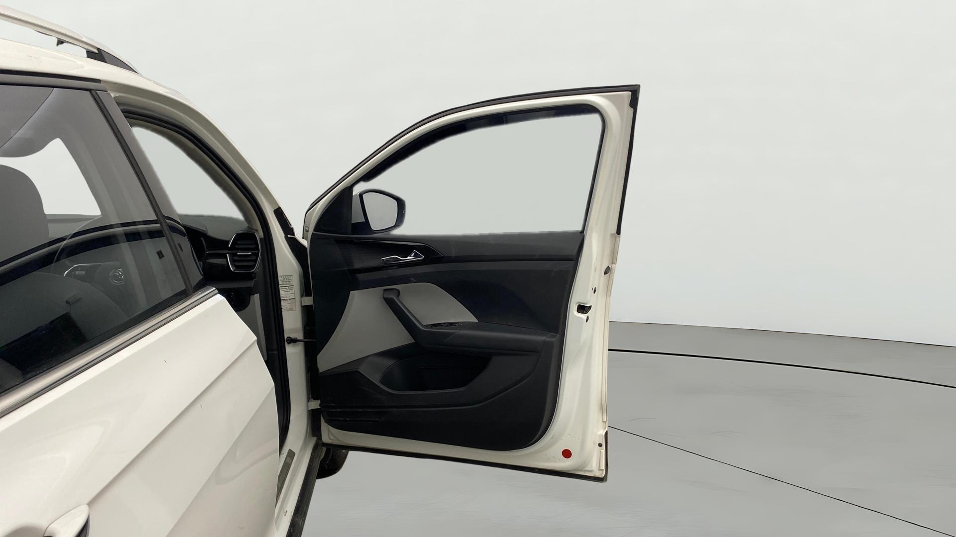 View 2022 Skoda Kushaq Style 1.0 TSI MT Image 48 Used 2022 Skoda Kushaq Style 1.0 TSI MT Image 48