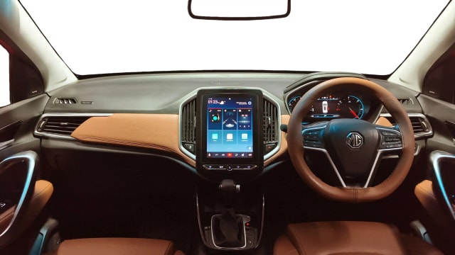 View MG Hector Plus Image 17 Used MG Hector Plus Image 17