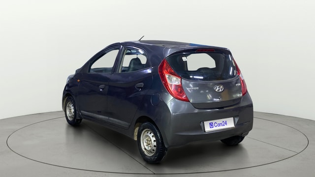 View Hyundai EON Image 2 Used Hyundai EON Image 2