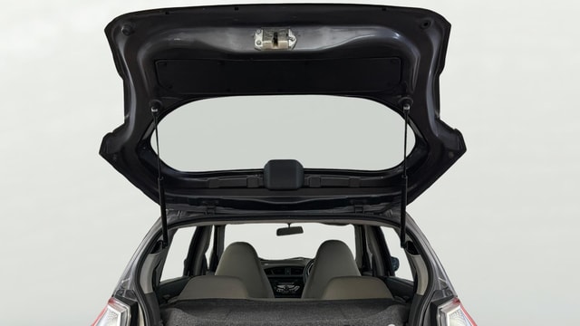 View Maruti Suzuki Alto K10 Image 16 Used Maruti Suzuki Alto K10 Image 16