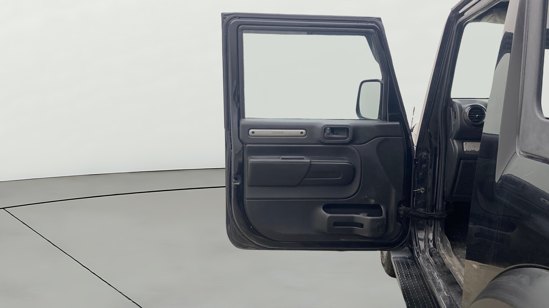 View 2023 Mahindra Thar AX Standard Manual Soft Top 6 Seater Image 22 Used 2023 Mahindra Thar AX Standard Manual Soft Top 6 Seater Image 22