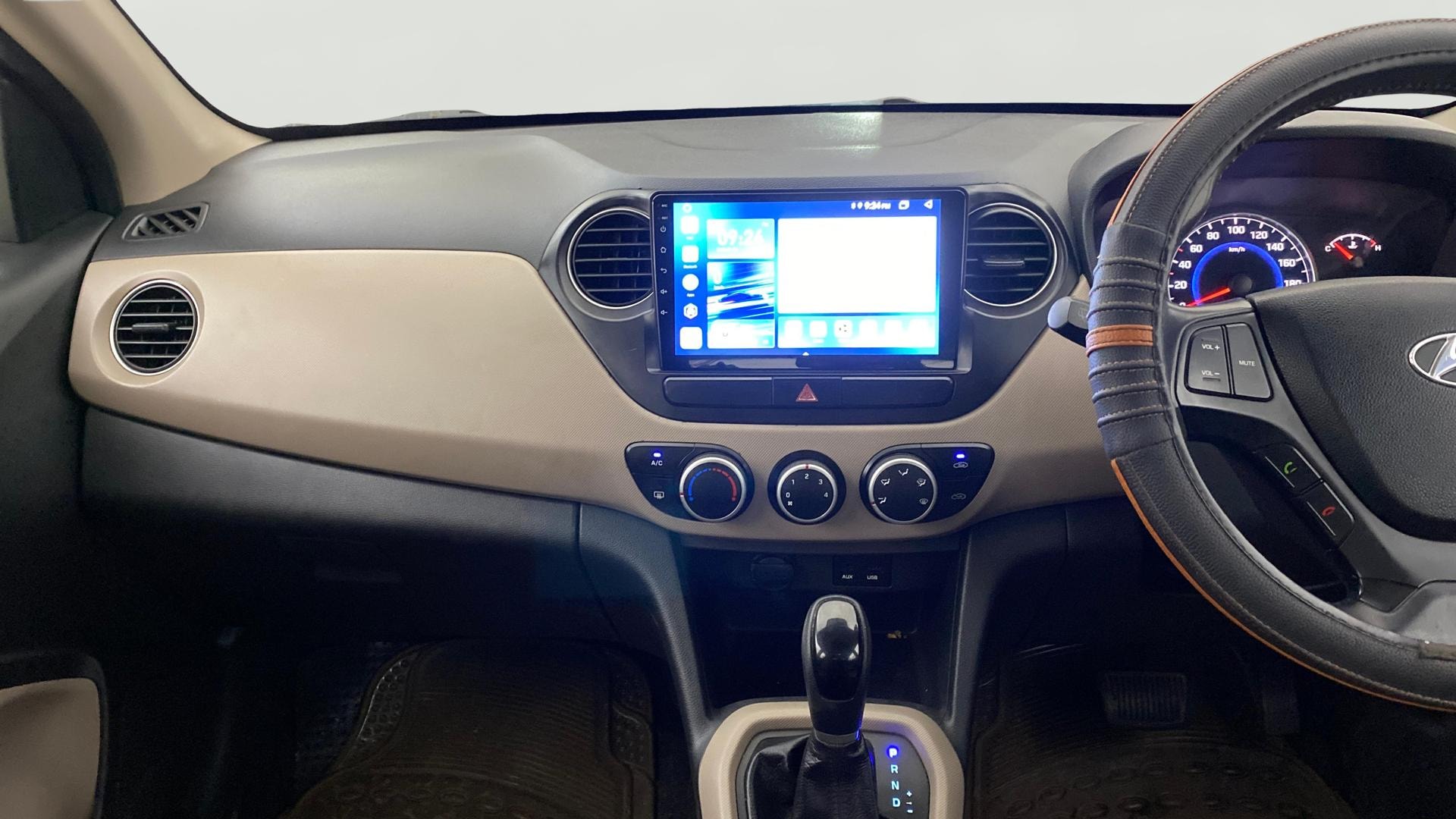 View 2014 Hyundai Grand i10 Asta AT 1.2 Kappa VTVT Image 17 Used 2014 Hyundai Grand i10 Asta AT 1.2 Kappa VTVT Image 17