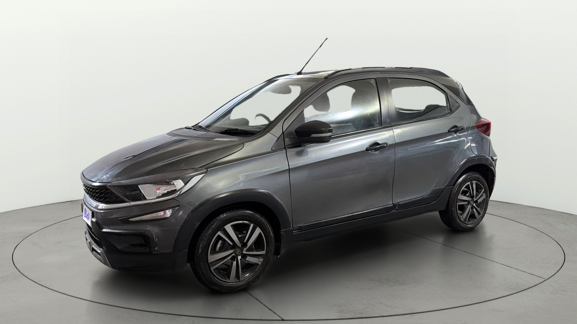 View 2021 Tata Tiago NRG XZ Revotron AMT Image 36 Used 2021 Tata Tiago NRG XZ Revotron AMT Image 36