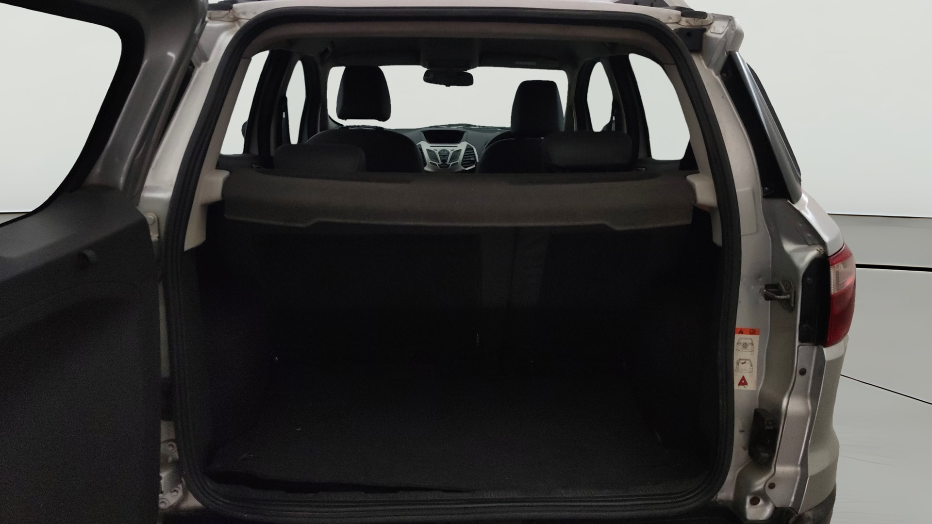View 2016 Ford EcoSport 1.5 TDCi Diesel Ambiente BS IV Image 37 Used 2016 Ford EcoSport 1.5 TDCi Diesel Ambiente BS IV Image 37