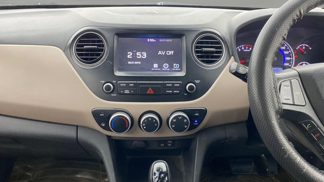 View Hyundai Grand i10 Image 17 Used Hyundai Grand i10 Image 17