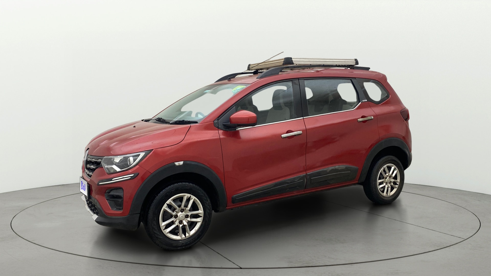 View 2019 Renault Triber RXT Image 34 Used 2019 Renault Triber RXT Image 34