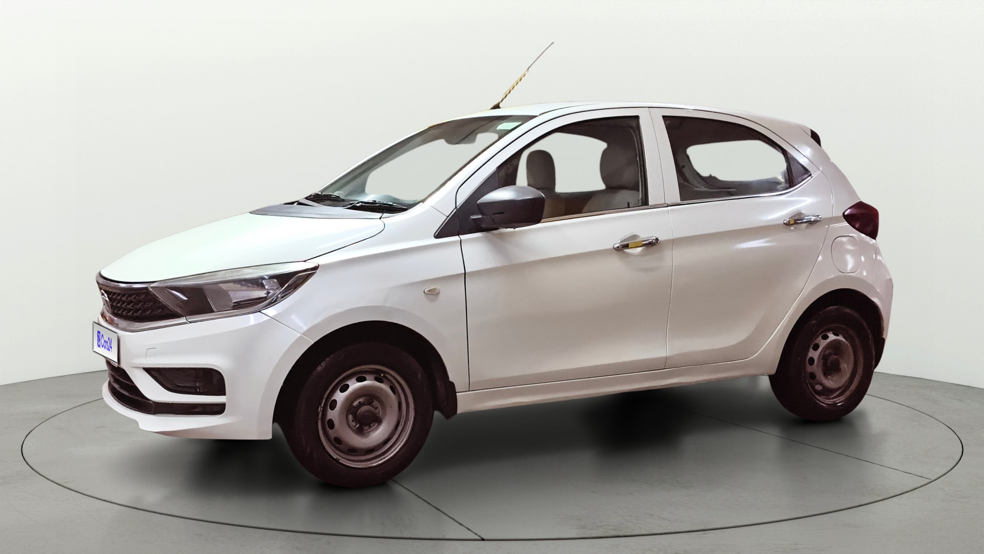 View 2020 Tata Tiago Revotorq XB Image 36 Used 2020 Tata Tiago Revotorq XB Image 36