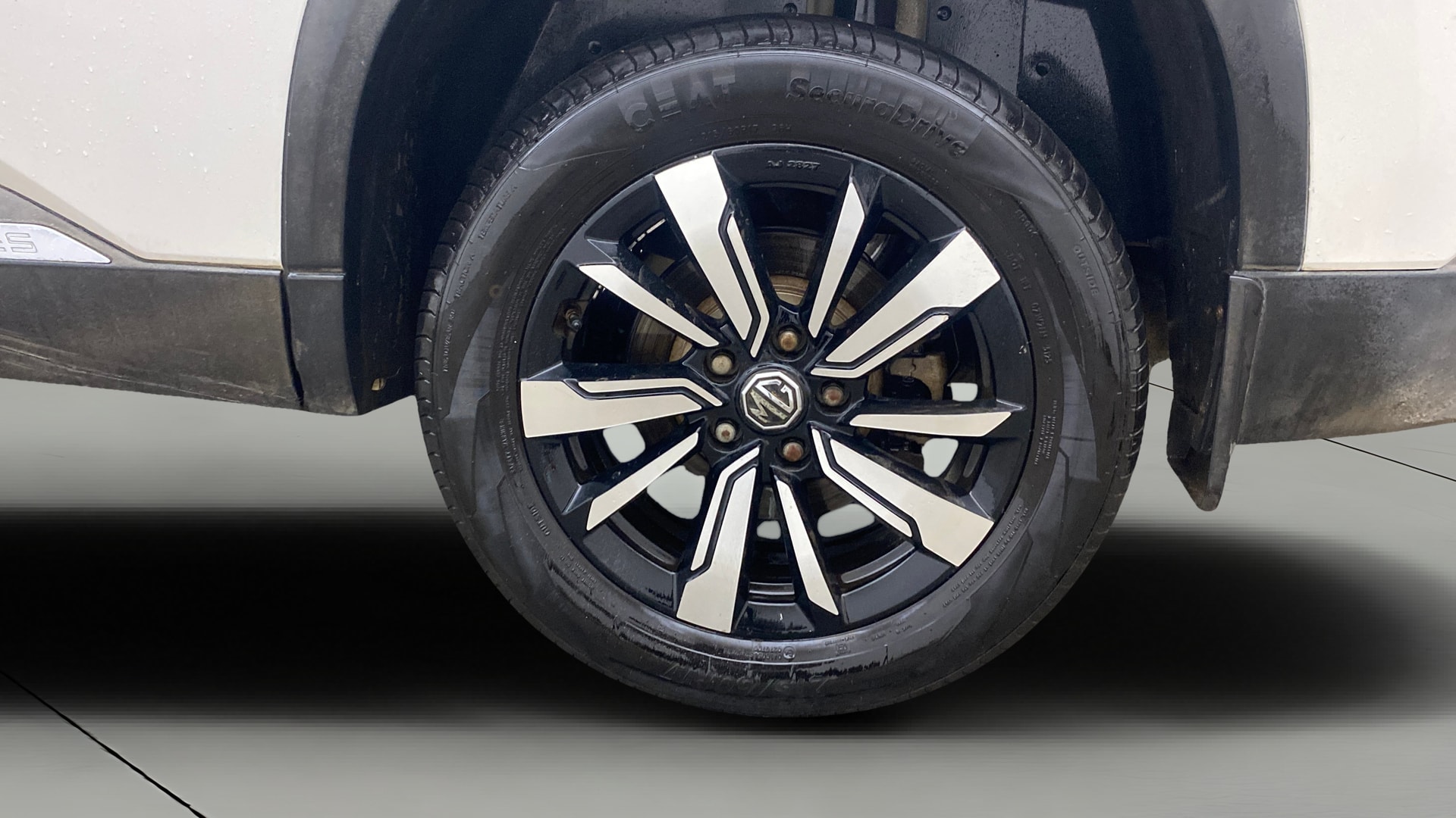 View 2019 MG Hector Sharp Diesel Image 12 Used 2019 MG Hector Sharp Diesel Image 12
