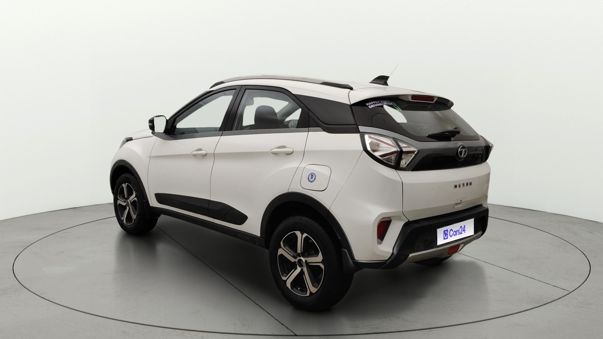 View 2021 Tata Nexon Revotorq XZ Plus (O) Image 2 Used 2021 Tata Nexon Revotorq XZ Plus (O) Image 2