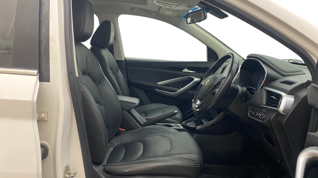 View MG Hector Image 28 Used MG Hector Image 28