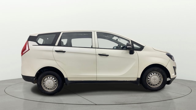 View Mahindra Marazzo Image 8 Used Mahindra Marazzo Image 8