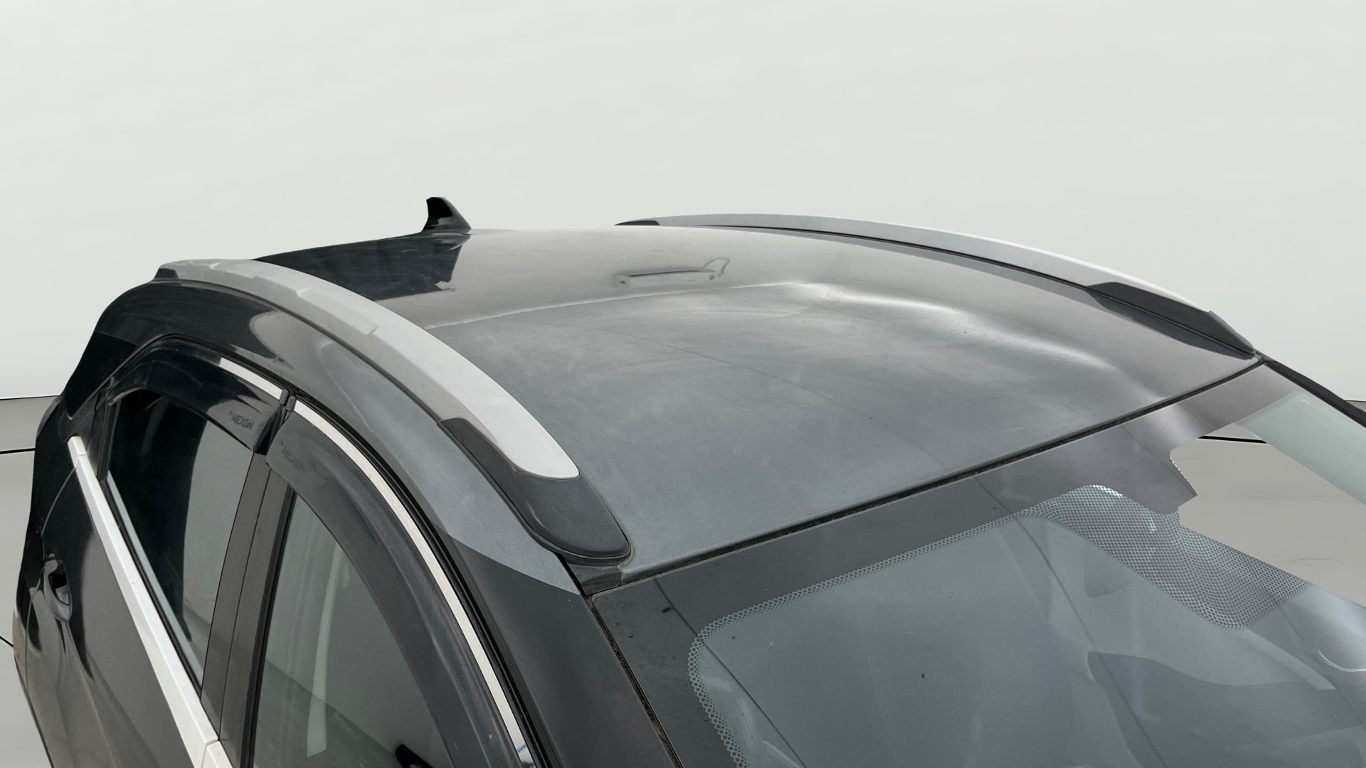 View 2021 Tata Nexon Revotron XZ Image 6 Used 2021 Tata Nexon Revotron XZ Image 6