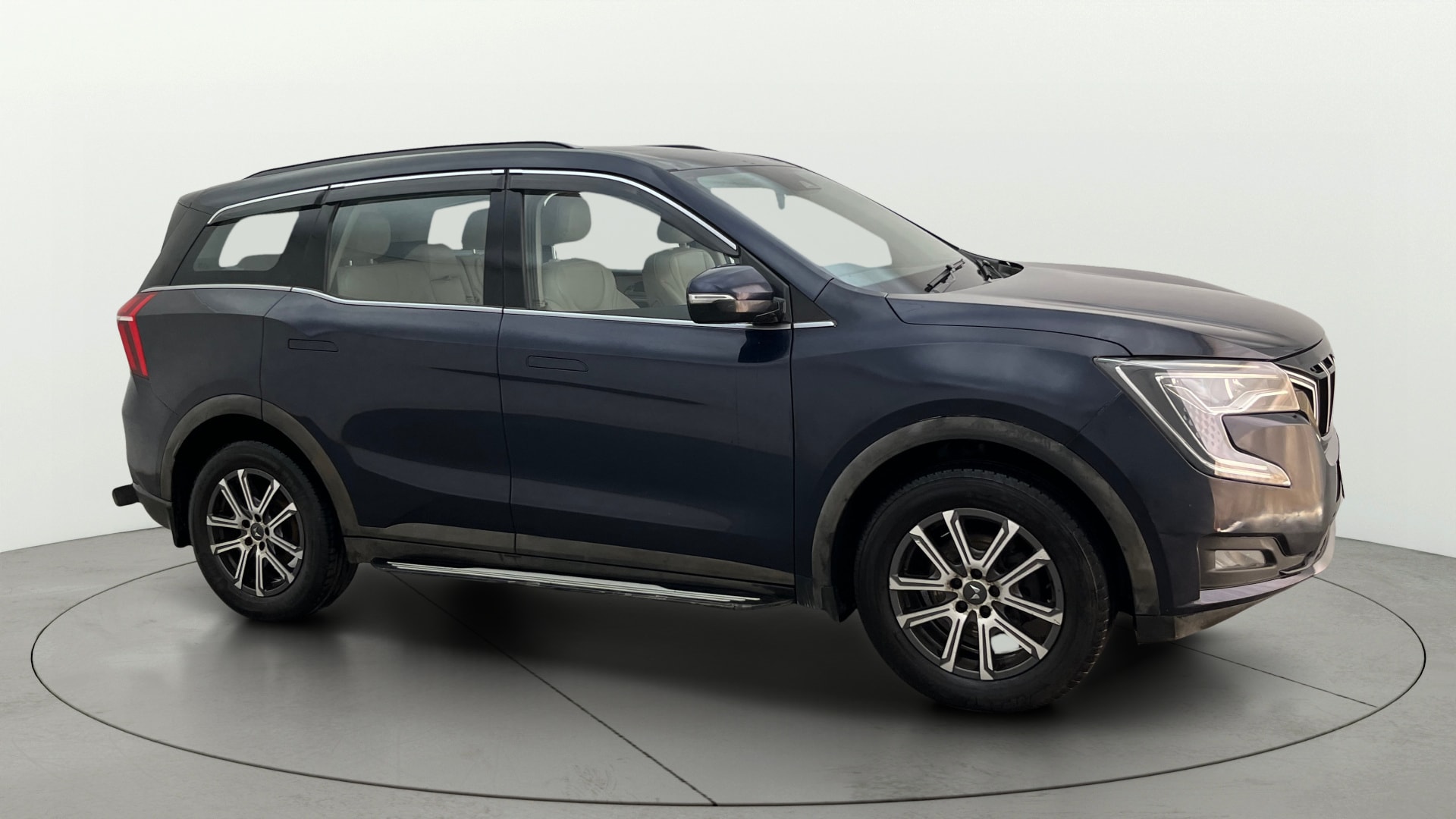 Used 2022 Mahindra XUV700 Used 2022 Mahindra XUV700