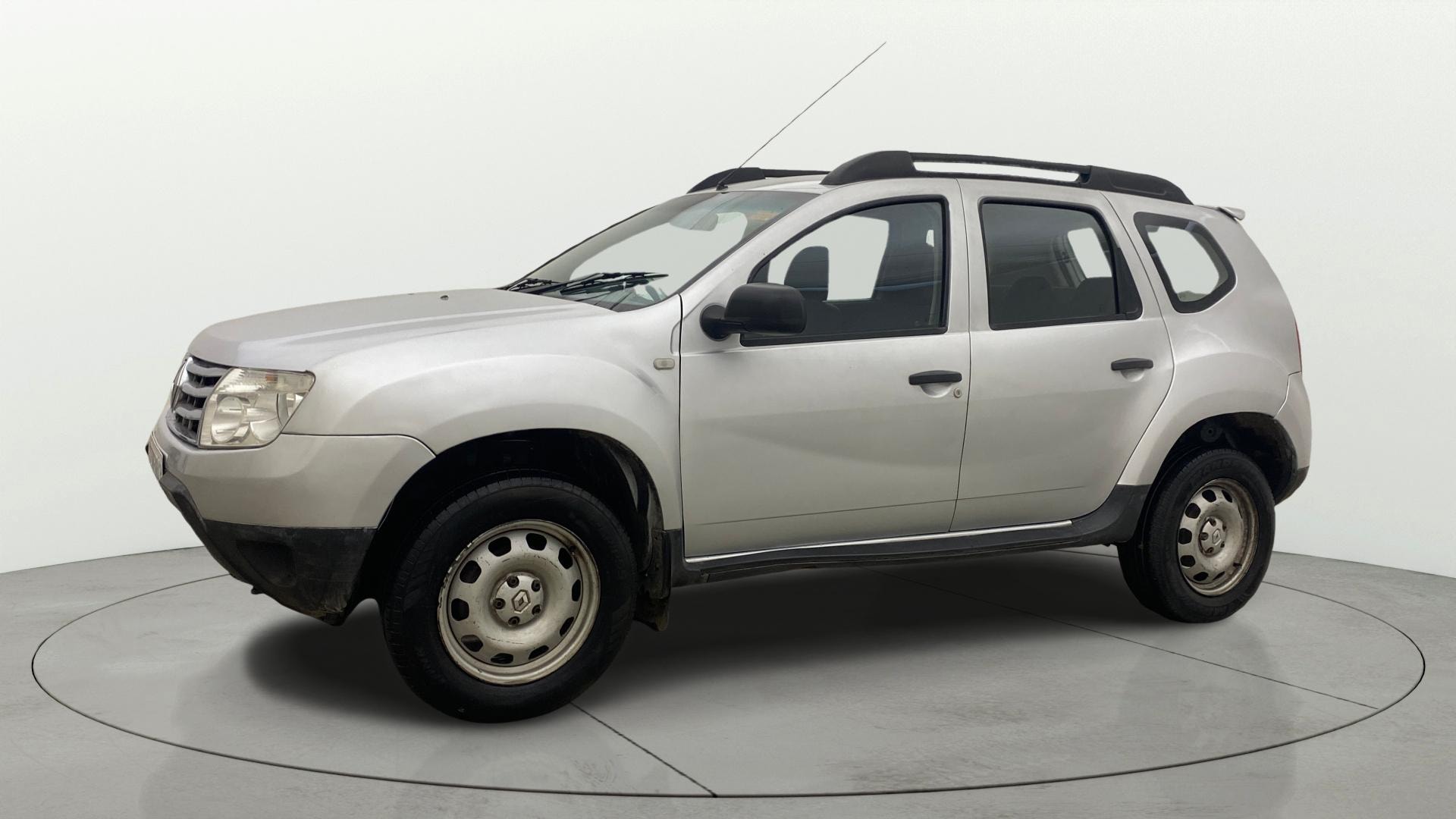 View 2015 Renault Duster Diesel 85PS RXE Image 34 Used 2015 Renault Duster Diesel 85PS RXE Image 34