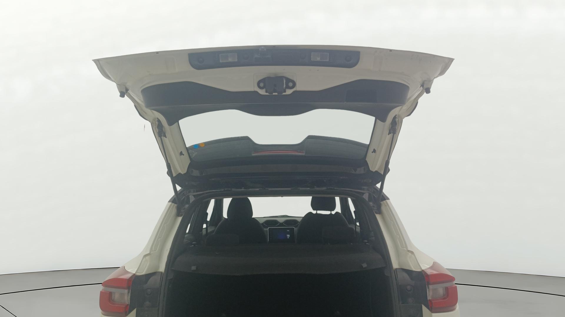 Used 2021 Nissan Magnite Used 2021 Nissan Magnite