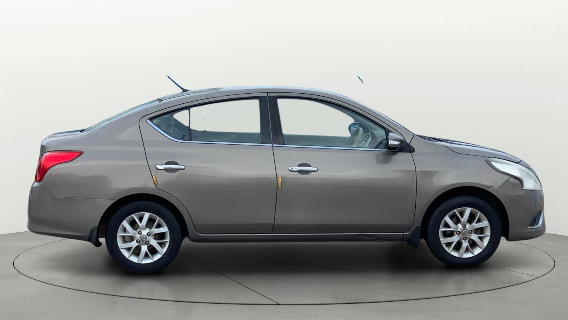 View 2014 Nissan Sunny XV Diesel Image 8 Used 2014 Nissan Sunny XV Diesel Image 8