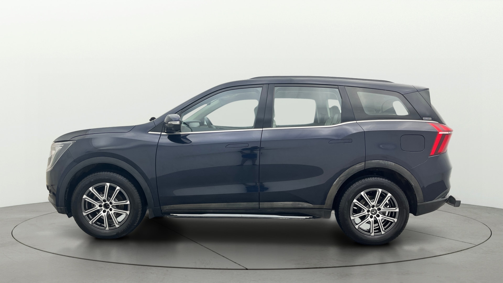 Used 2023 Mahindra XUV700 Used 2023 Mahindra XUV700